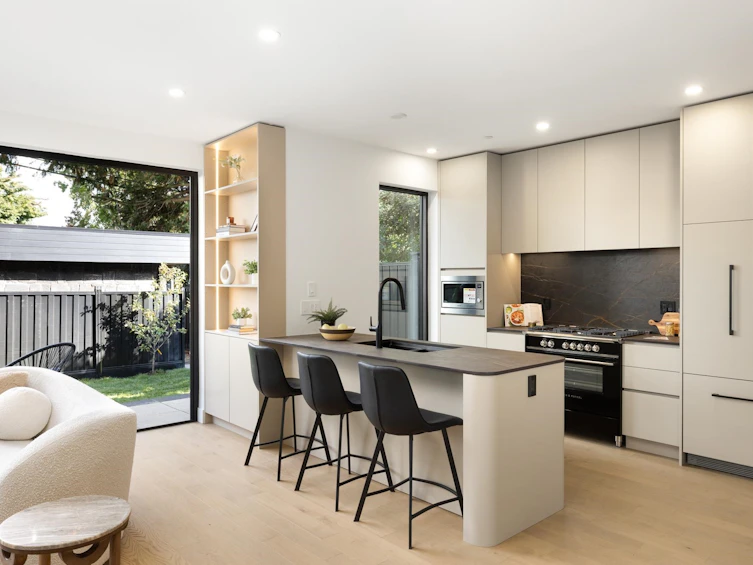 2-2145 Napier Street, Vancouver, BC, V5L 2P1 - 8