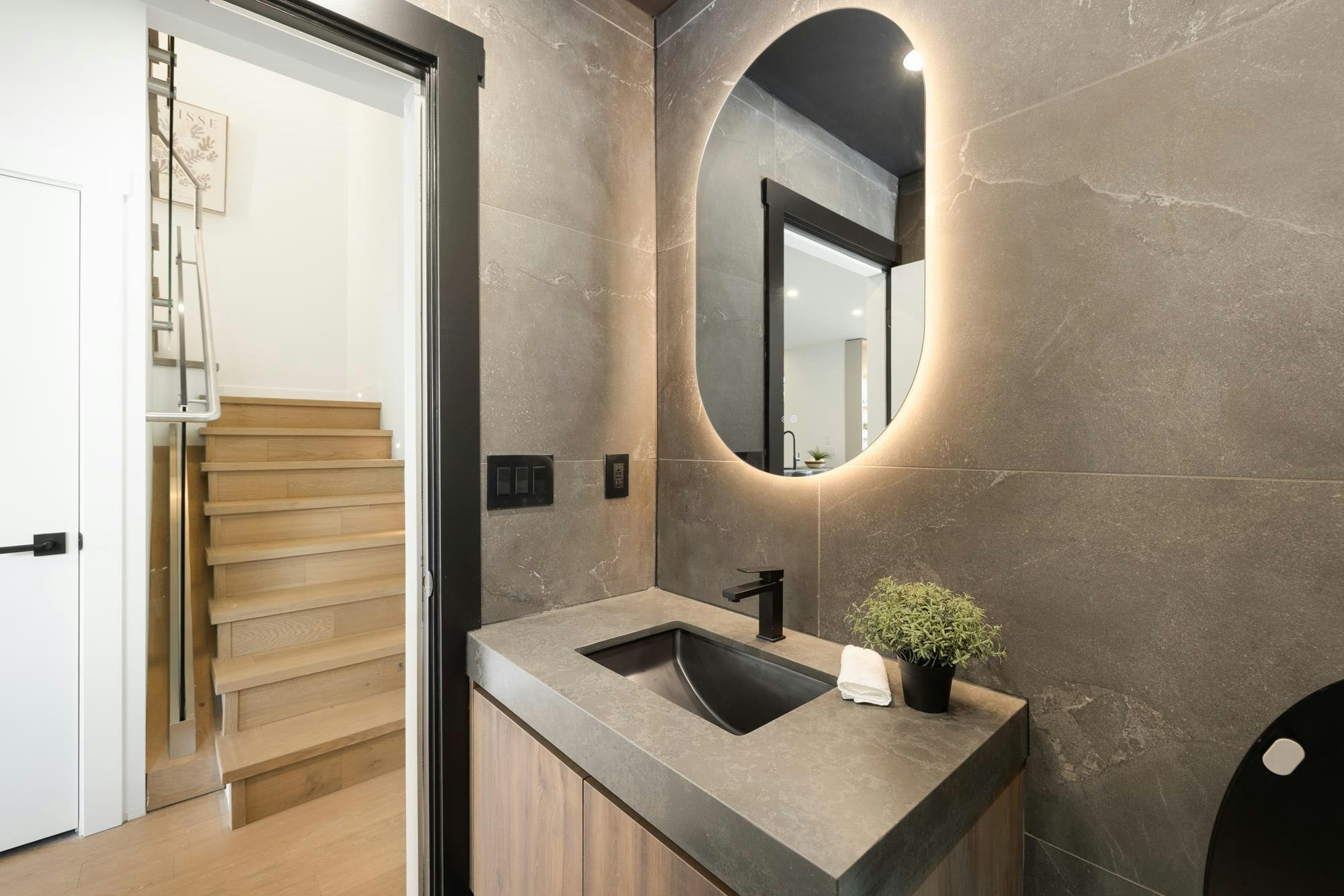 2-2145 Napier Street, Vancouver, BC, V5L 2P1 - 24