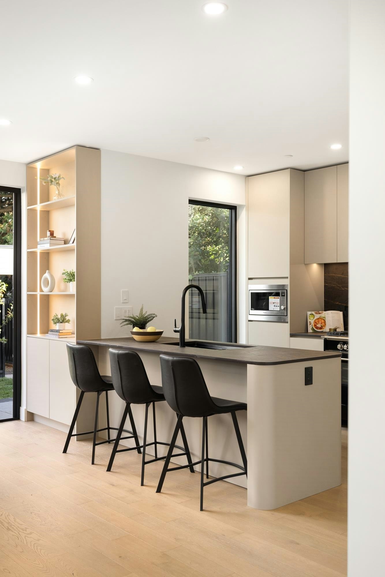 2-2145 Napier Street, Vancouver, BC, V5L 2P1 - 16
