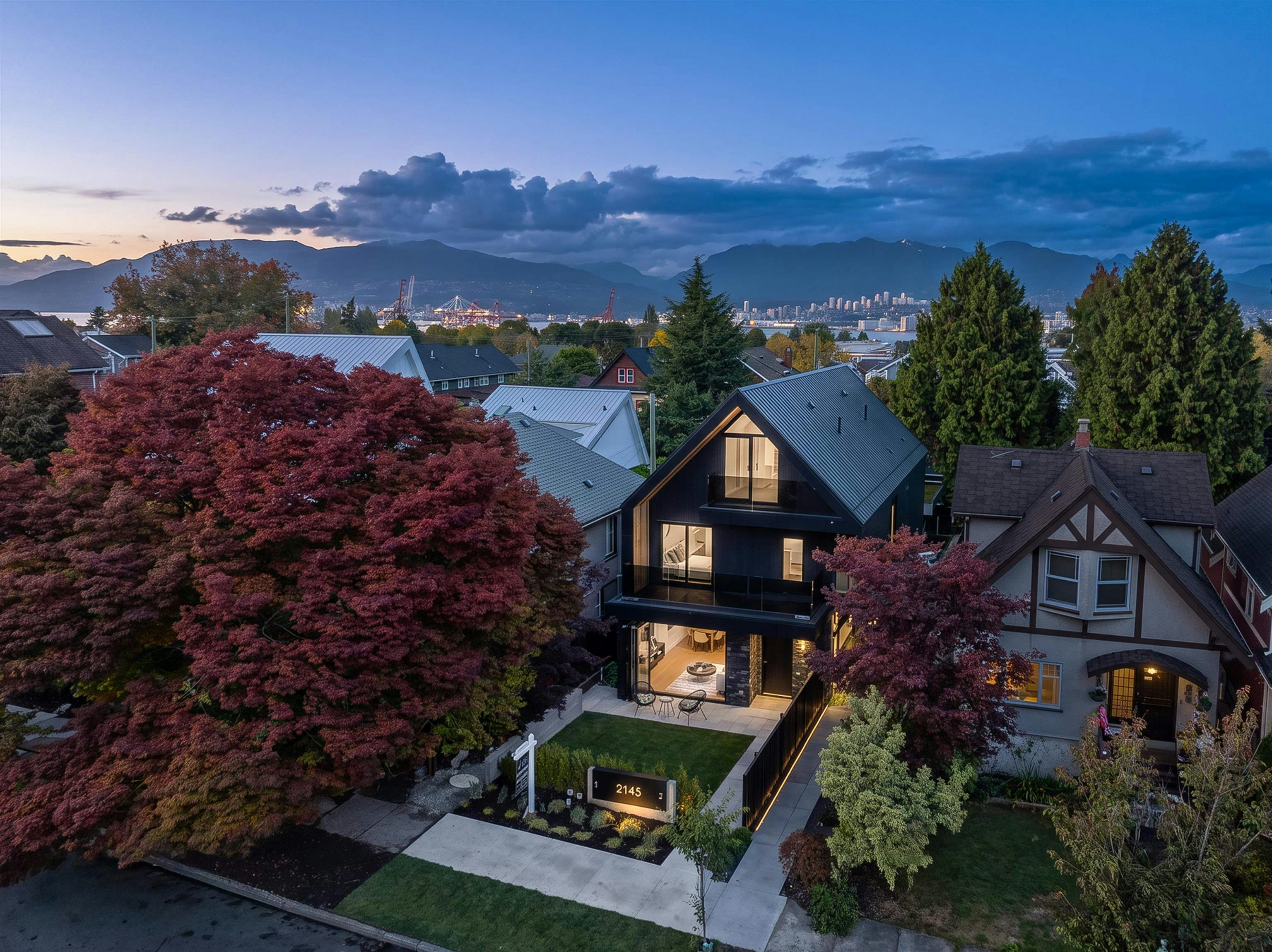 2-2145 Napier Street - 4