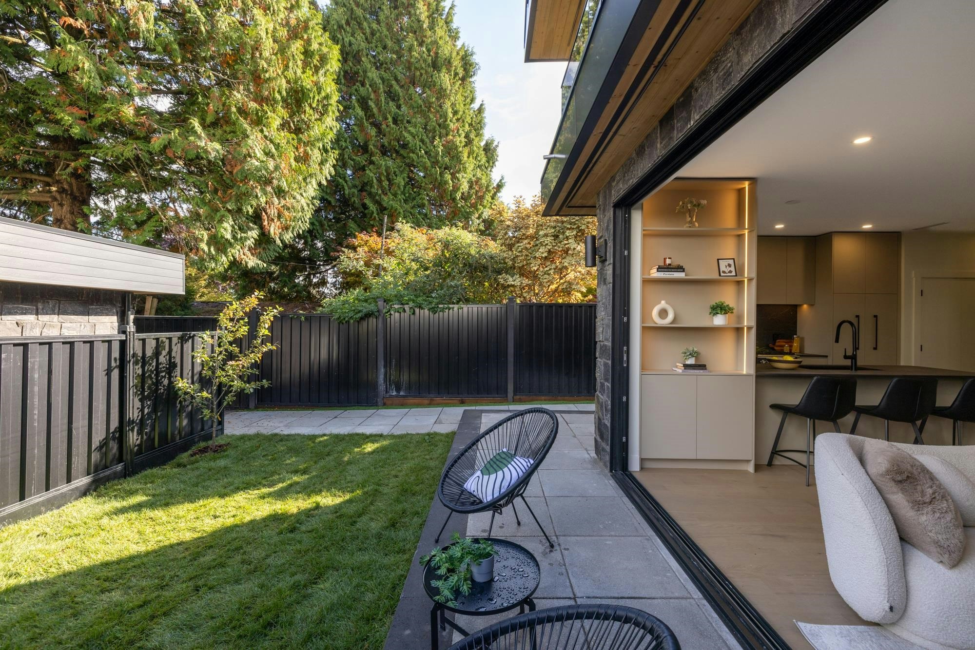 2-2145 Napier Street, Vancouver, BC, V5L 2P1 - 10