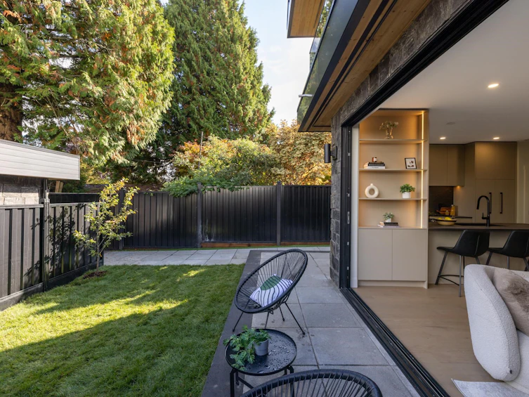 2-2145 Napier Street, Vancouver, BC, V5L 2P1 - 10