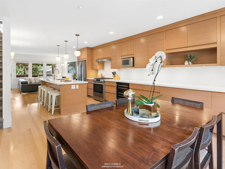 558 W 19th Avenue, Vancouver, BC, V5Z 1V6 - 7