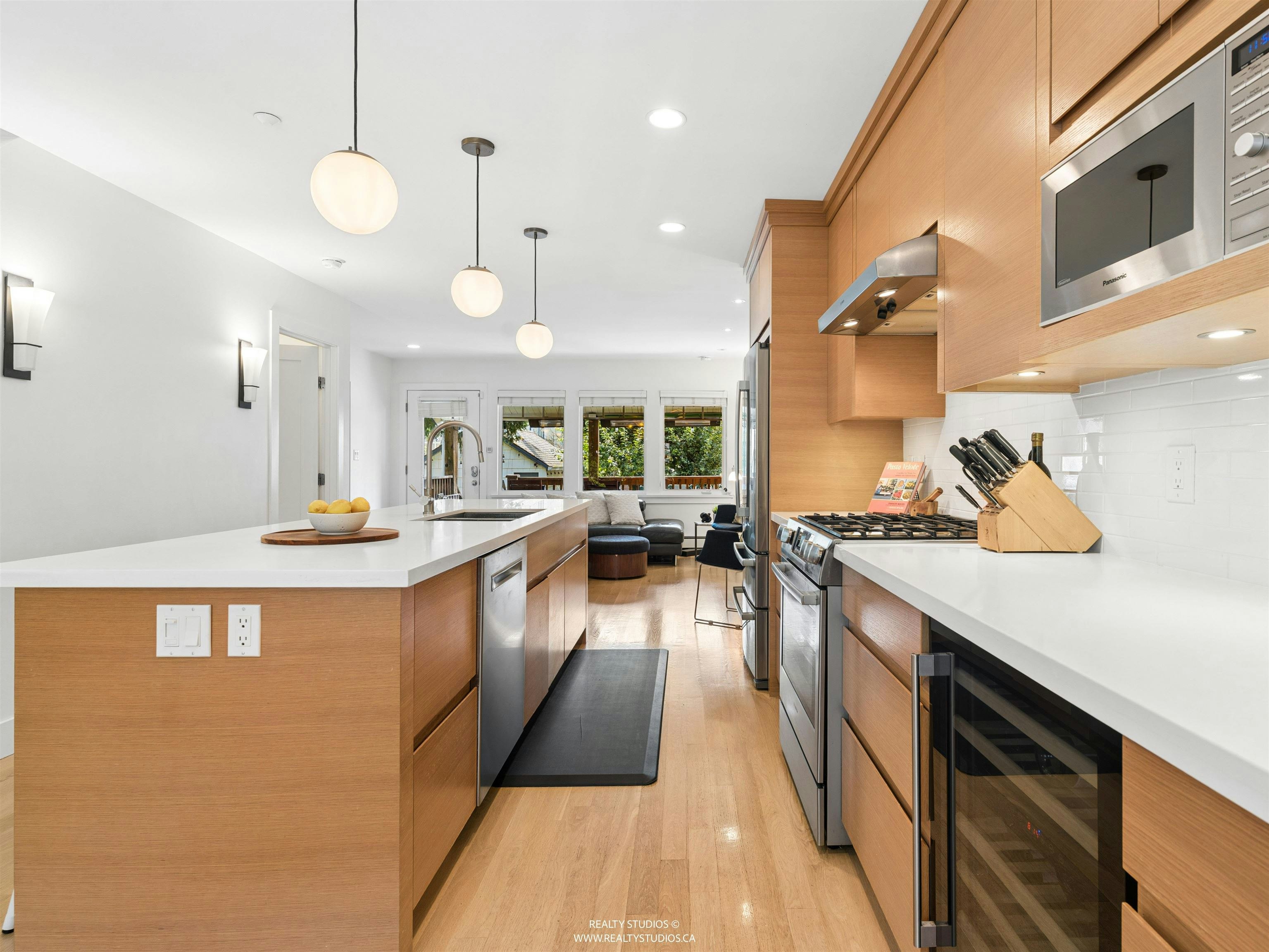 558 W 19th Avenue, Vancouver, BC, V5Z 1V6 - 8