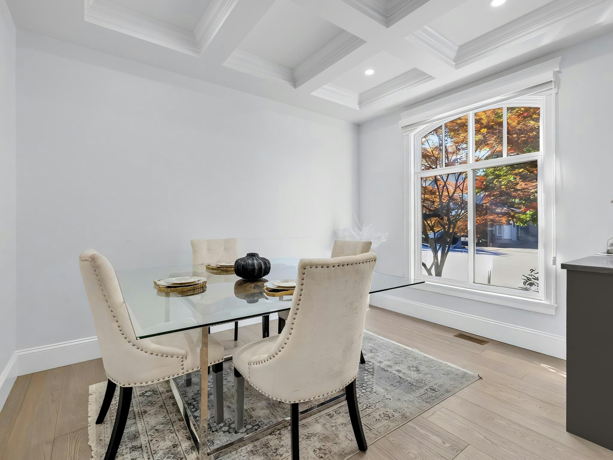 2560 163 Street - 3