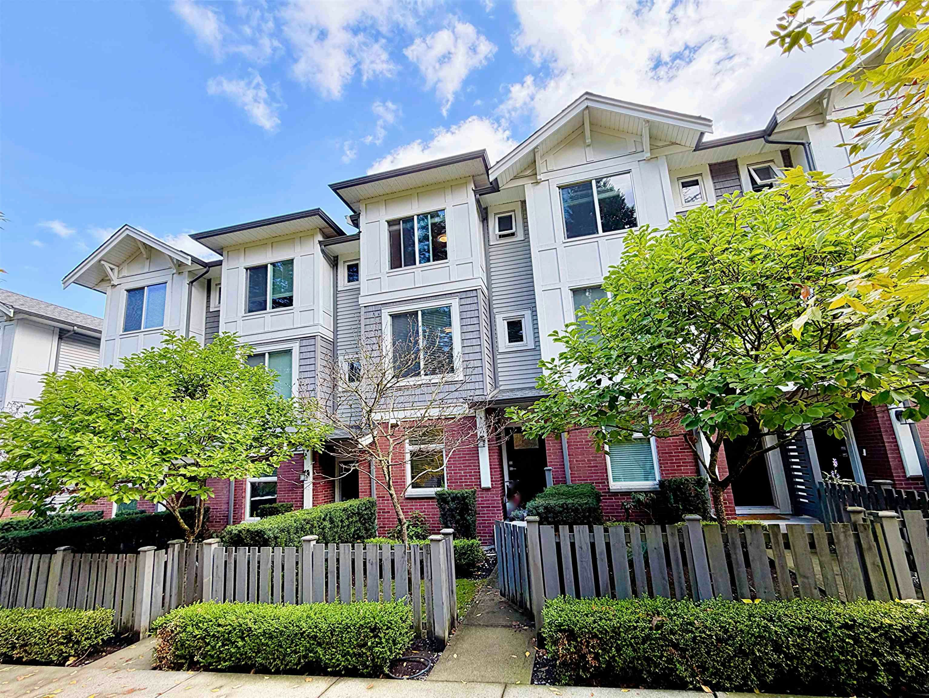 8-9718 161a Street, Surrey, BC, V4N 6S7