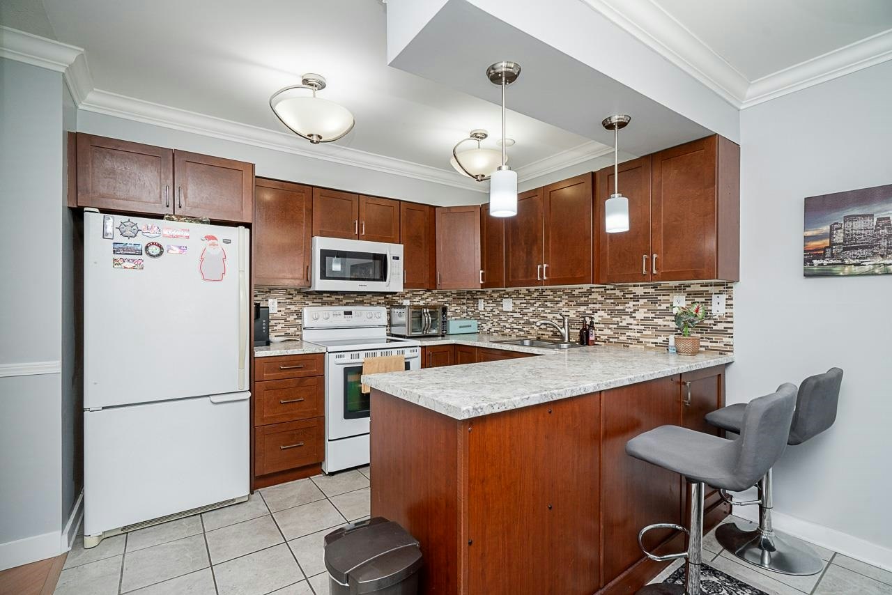 51-14840 100 Avenue, Surrey, BC, V3R 9M3 - 14