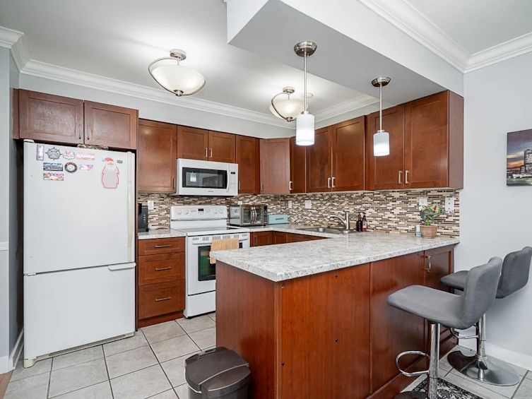 51-14840 100 Avenue, Surrey, BC, V3R 9M3 - 14