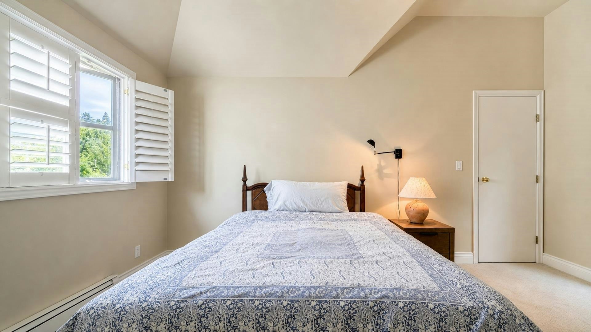 8418 Gillnet Place, Vancouver, BC, V6P 6P6 - 35