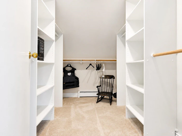 8418 Gillnet Place, Vancouver, BC, V6P 6P6 - 27