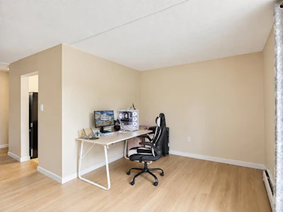 117-8031 Ryan Road - 5