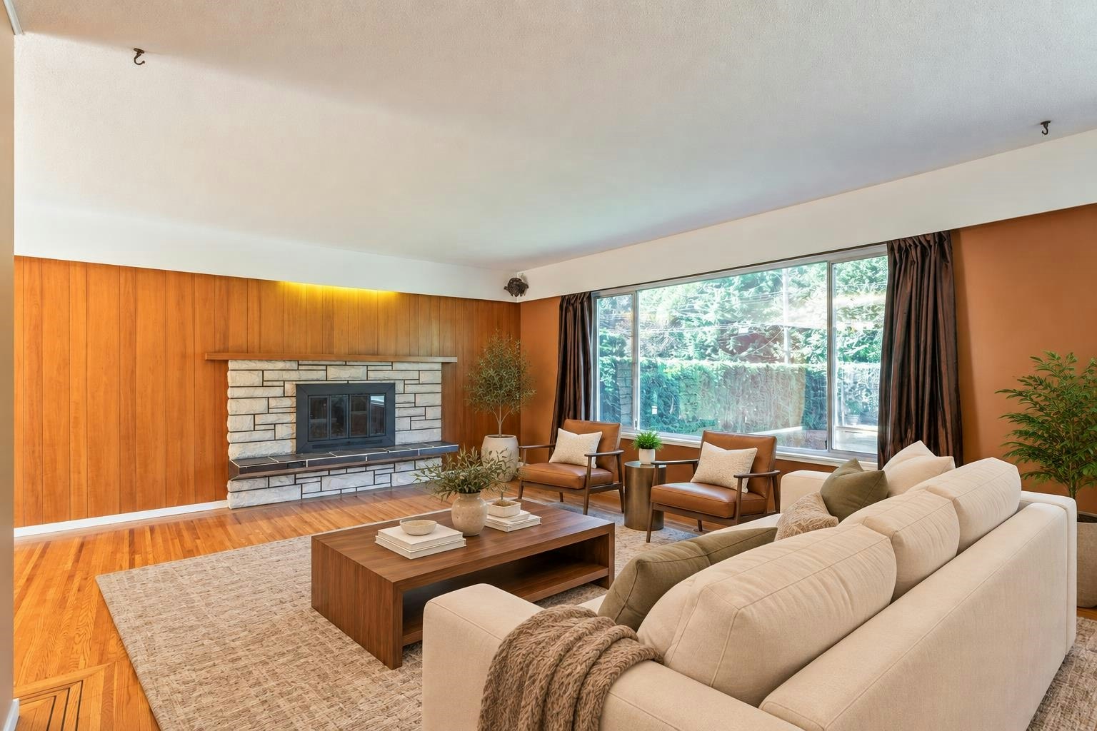 2370 Mountain Highway - 3