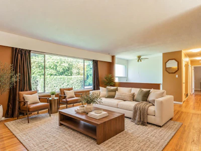 2370 Mountain Highway - 4