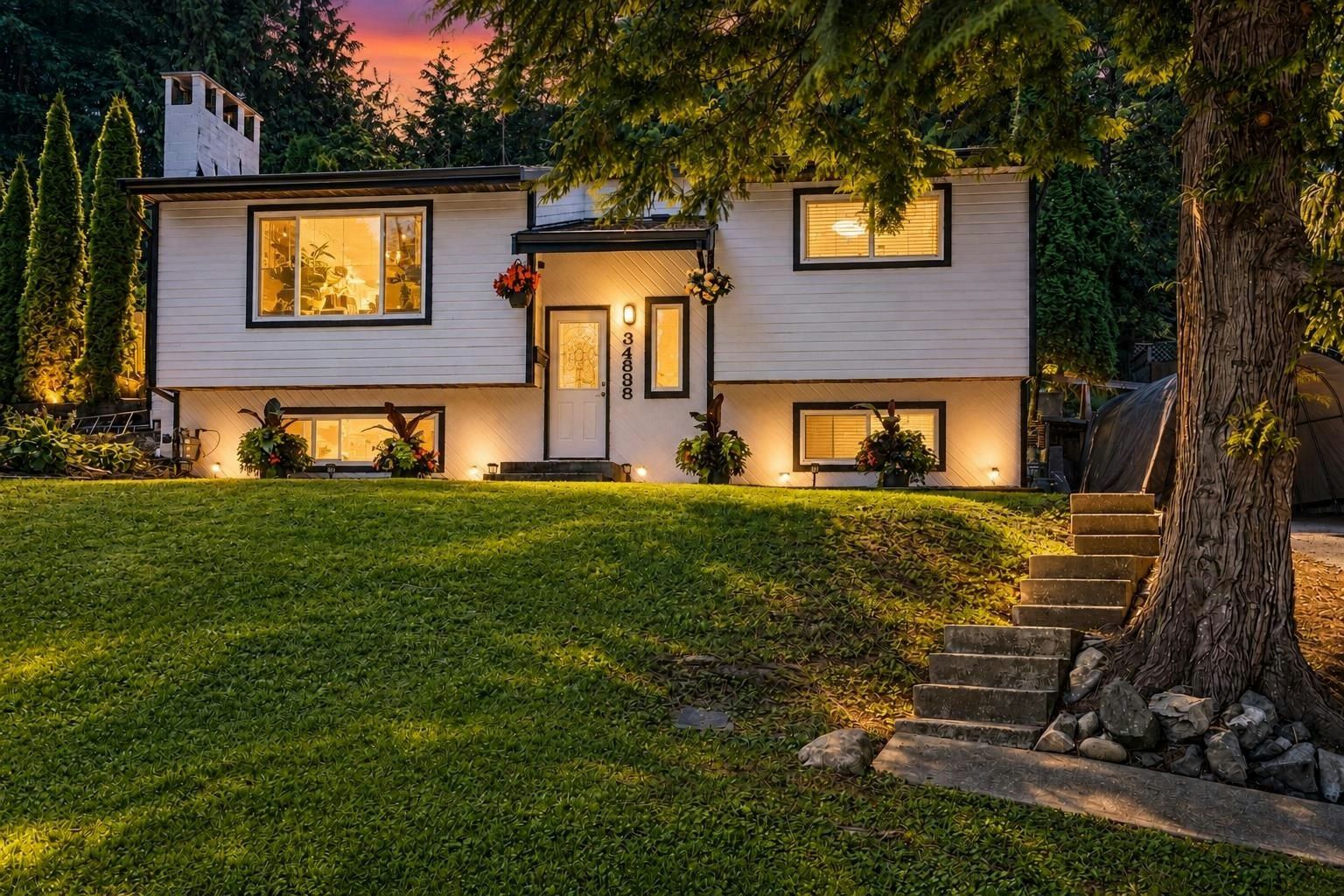 34898 Laburnum Avenue, Abbotsford, BC, V2S 5J4
