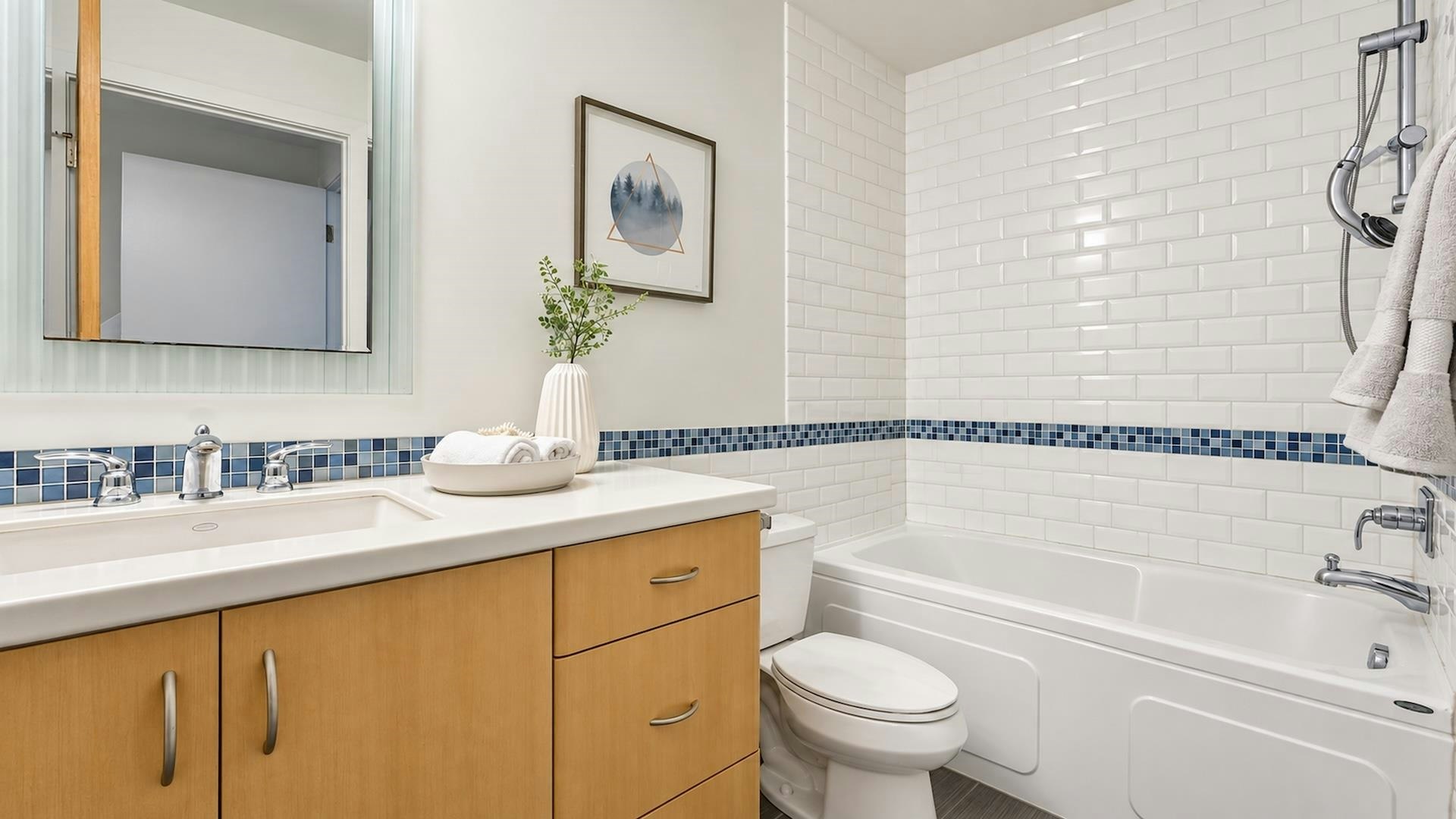 10-1355 W 4th Avenue, Vancouver, BC, V6H 3Y8 - 13