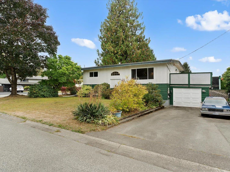 10151 Wedgewood Drive, Chilliwack, BC, V2P 6C1 - 2
