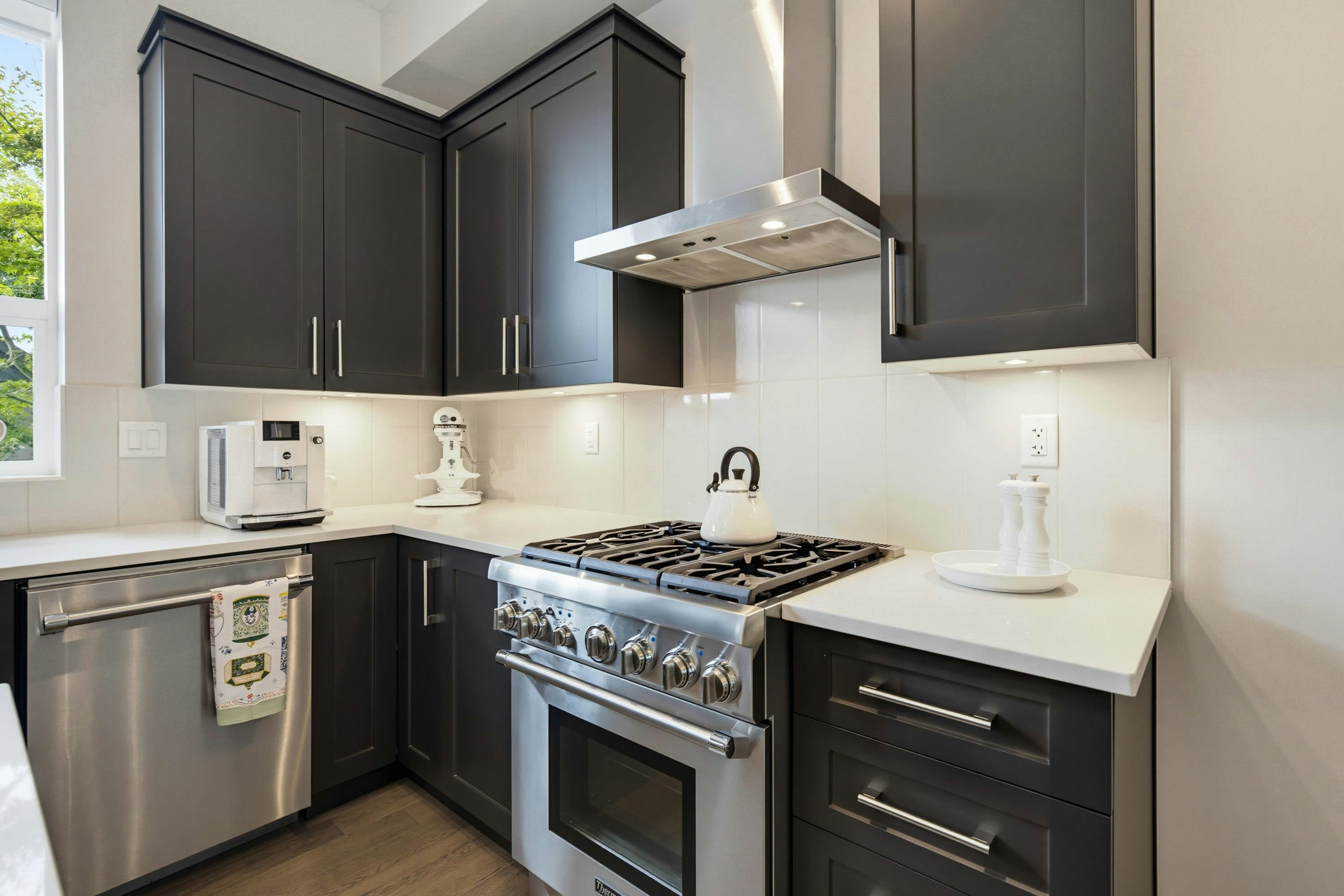2111 165b Street, Surrey, BC, V3Z 0V6 - 11