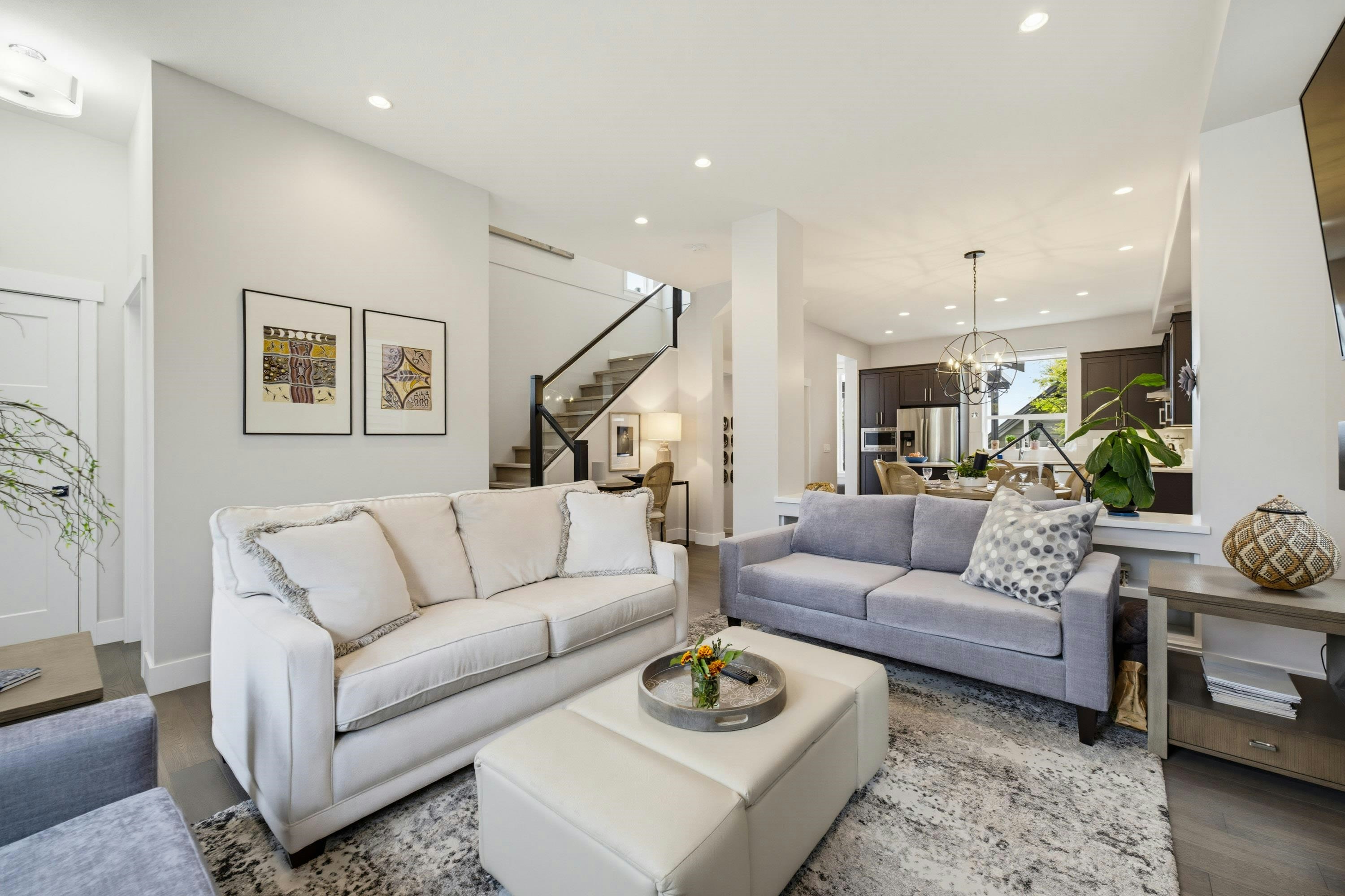 2111 165b Street - 3