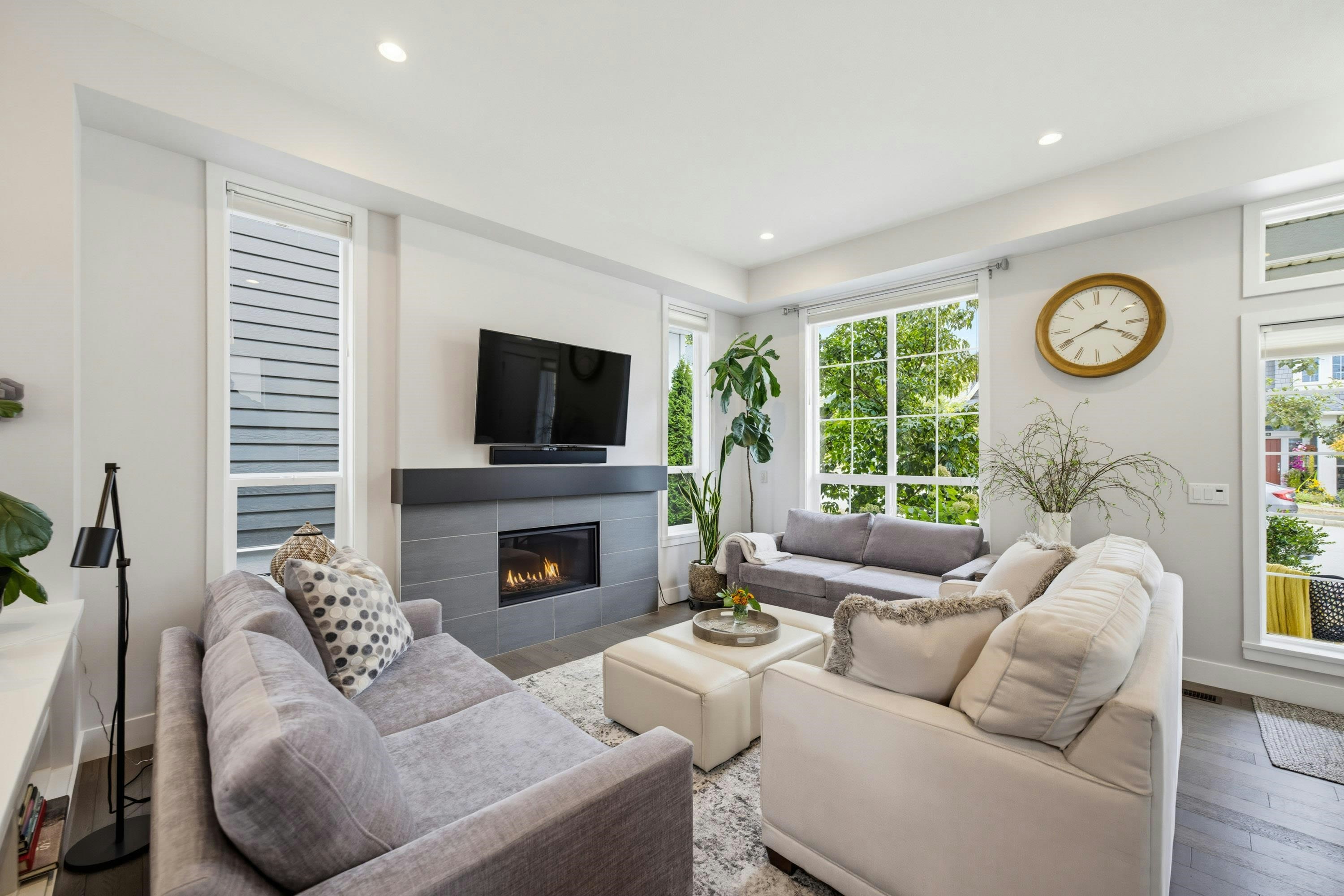 2111 165b Street - 4