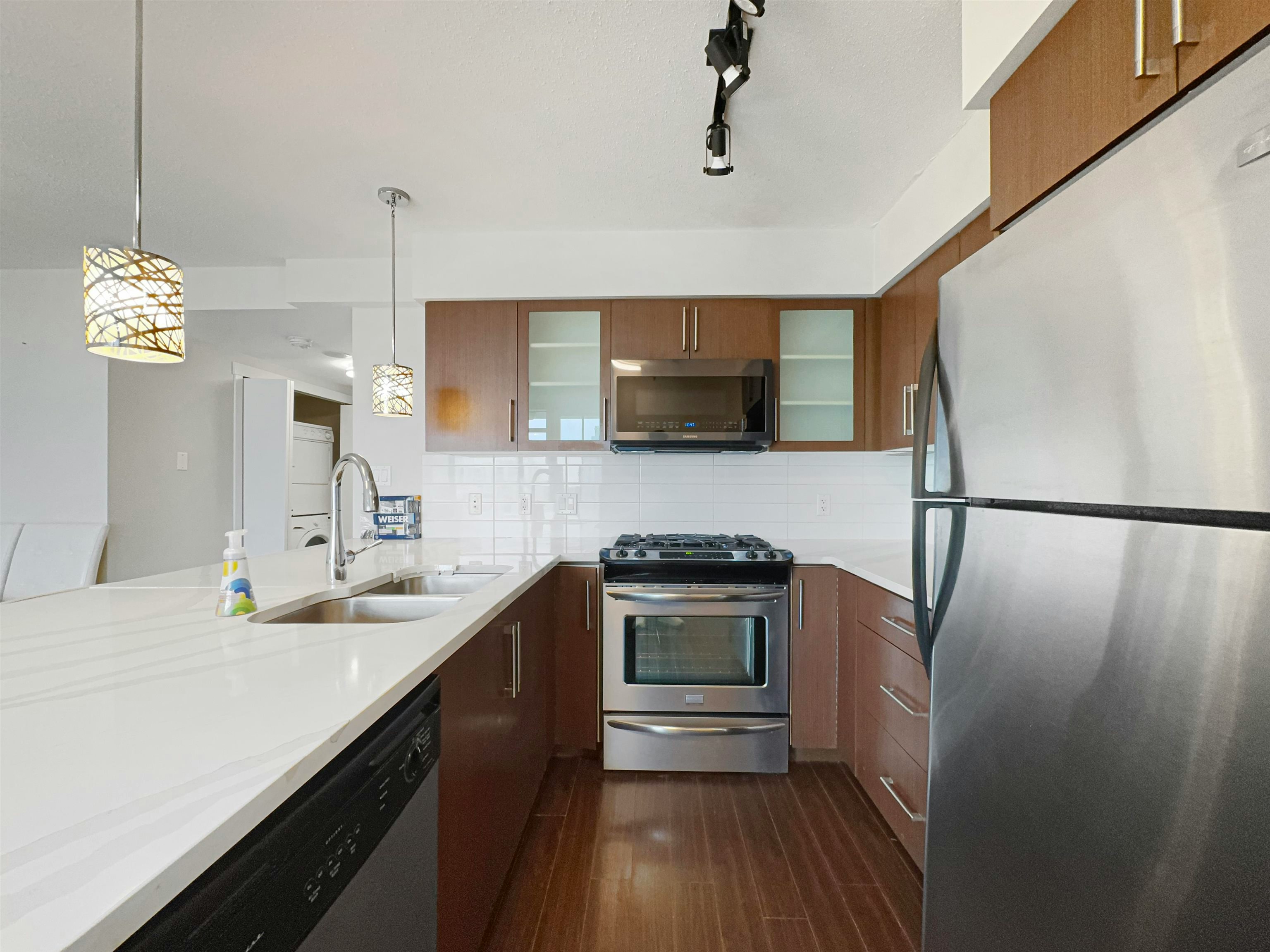 12xx-8068 Westminister Highway, Richmond, BC, V6X 0C6 - 4