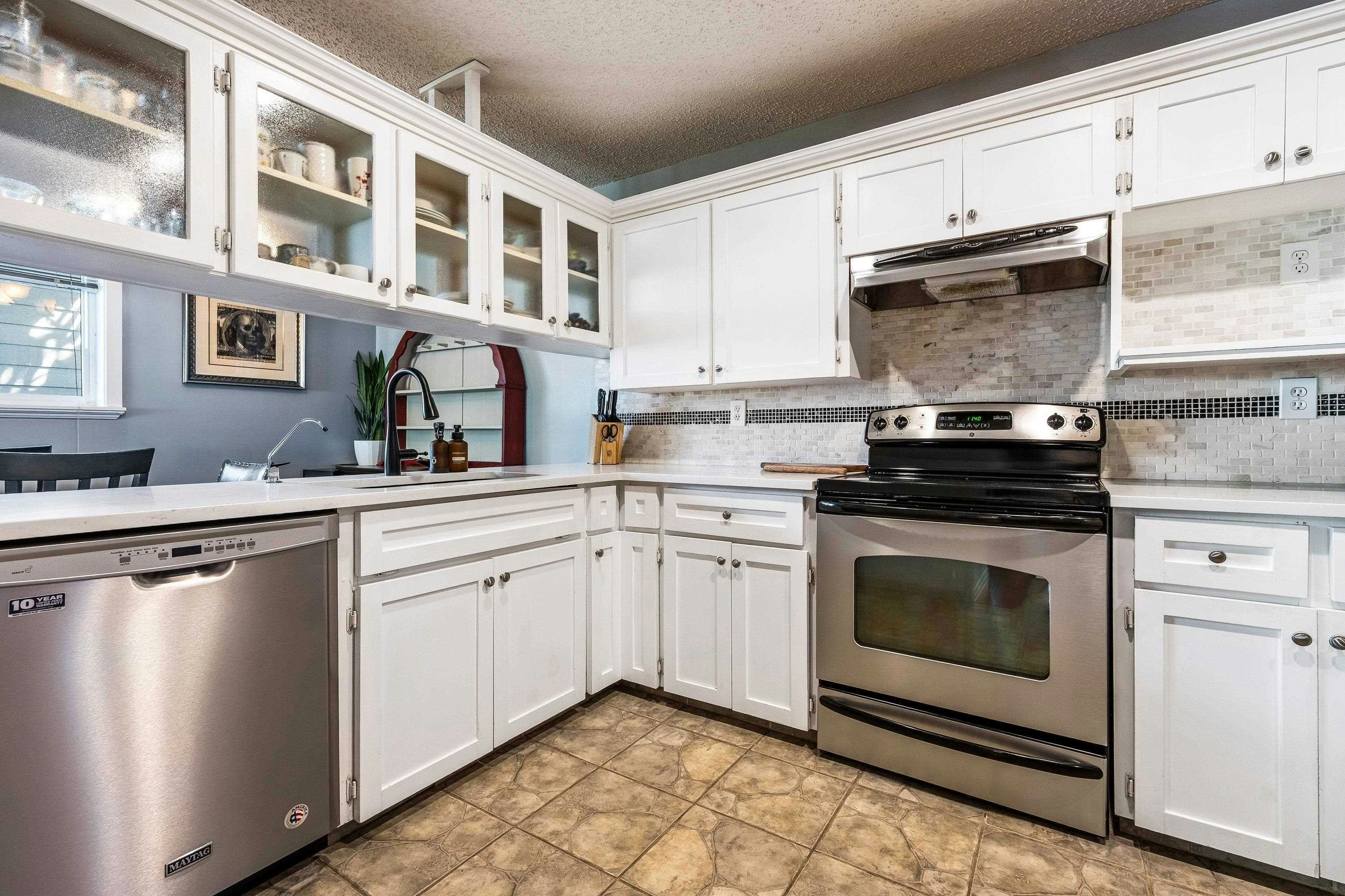 8880 Allard Street, Chilliwack, BC, V2P 7L4 - 14