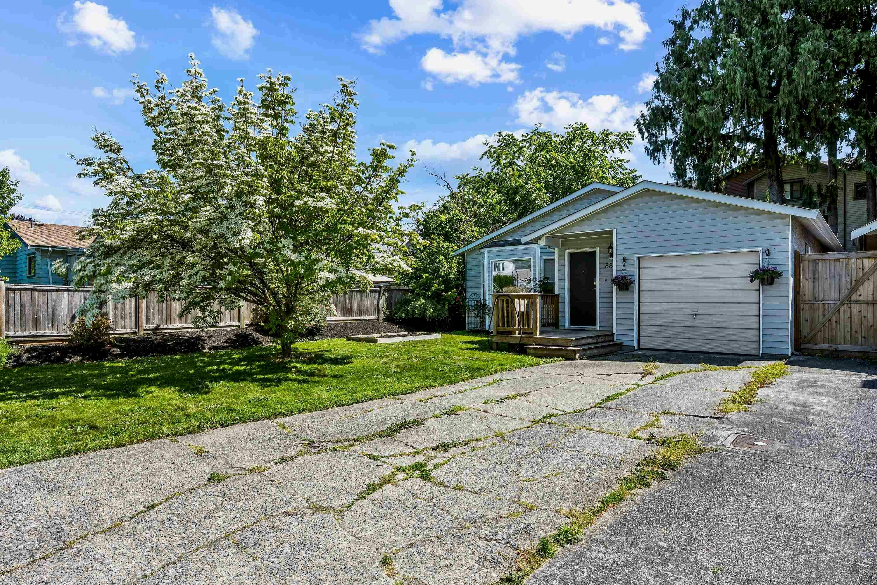 8880 Allard Street - 2
