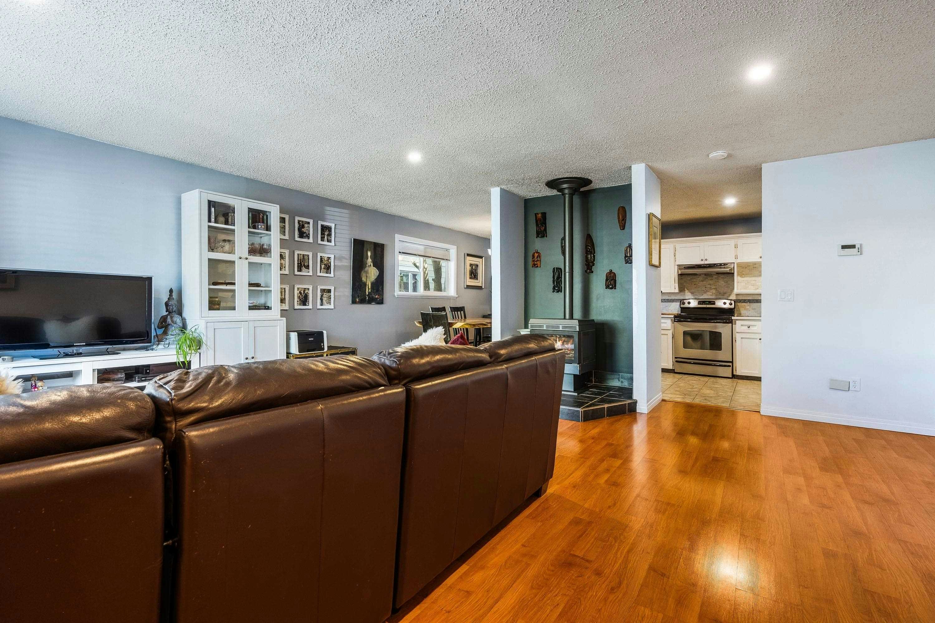 8880 Allard Street - 5