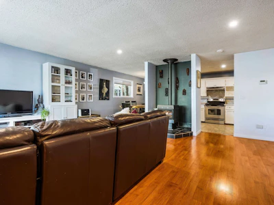 8880 Allard Street - 5