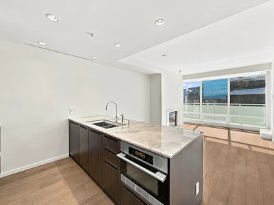 2506-1011 W Cordova Street - 4