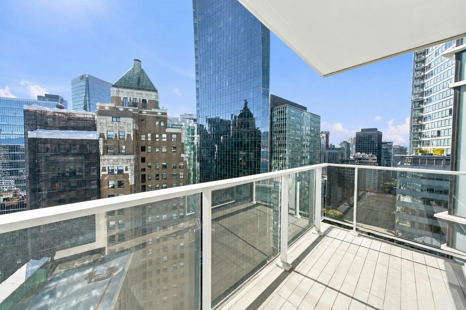 2506-1011 W Cordova Street - 3