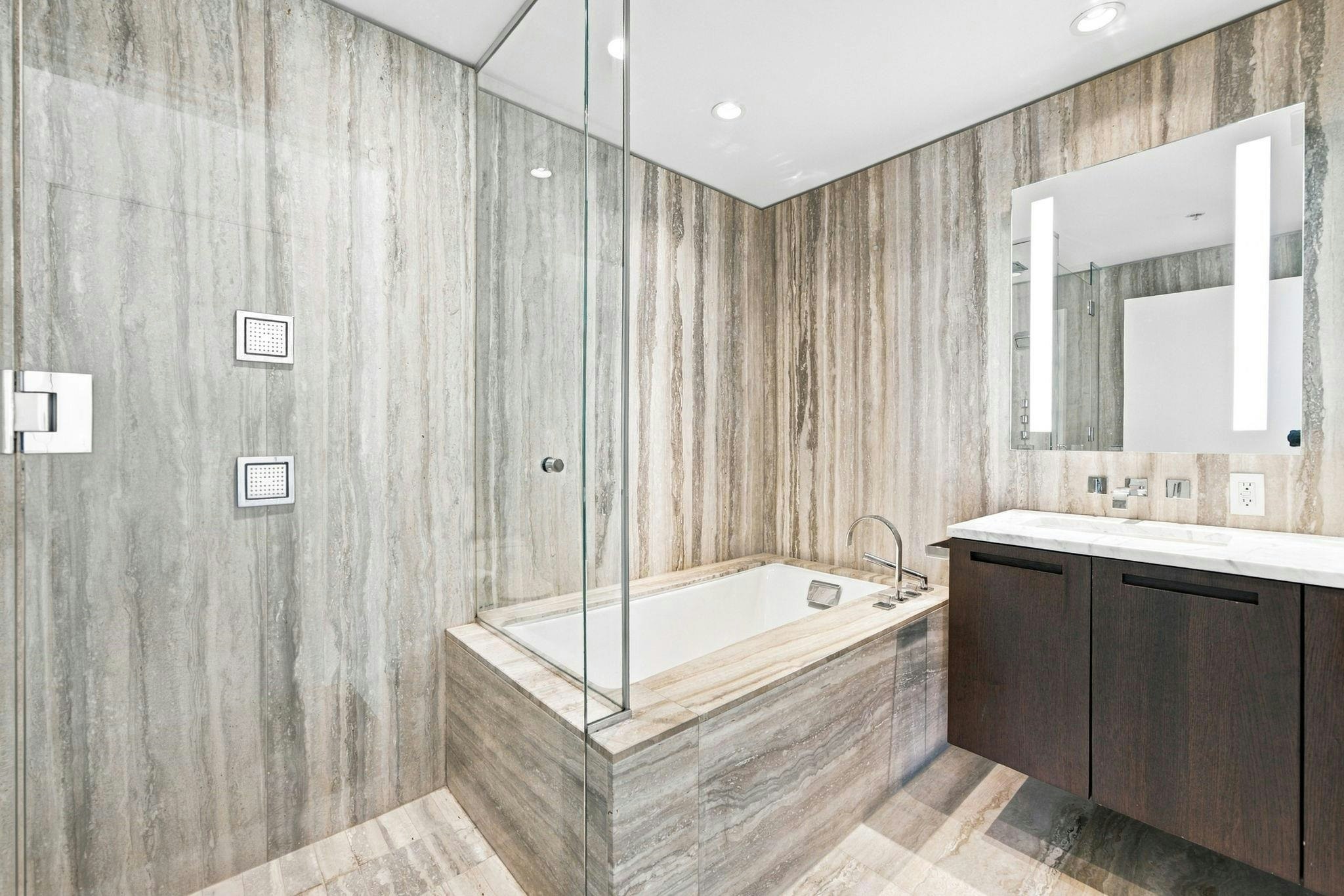 2506-1011 W Cordova Street, Vancouver, BC, V6C 0B2 - 23