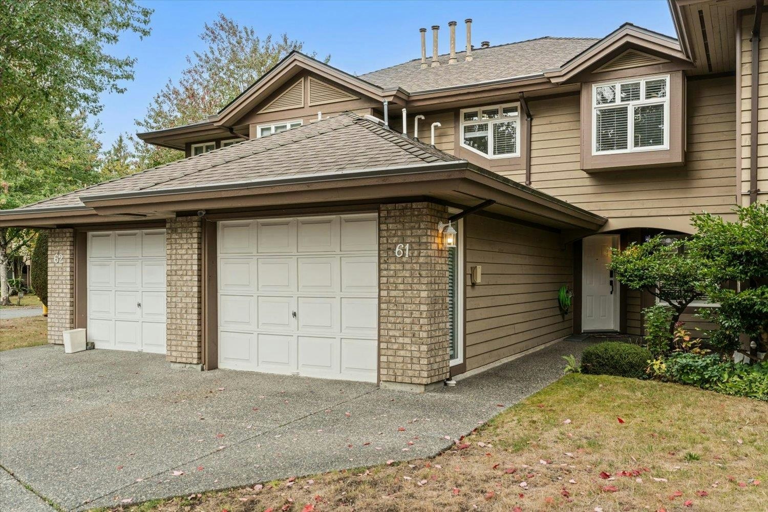 61-11737 236 Street - 3