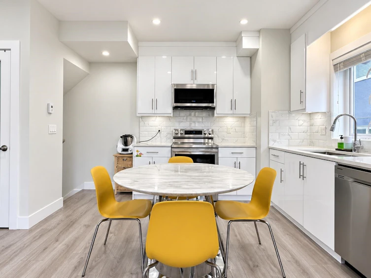 4985 Moss Street, Vancouver, BC, V5R 3T5 - 12