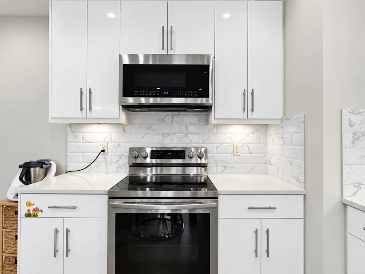 4985 Moss Street, Vancouver, BC, V5R 3T5 - 14