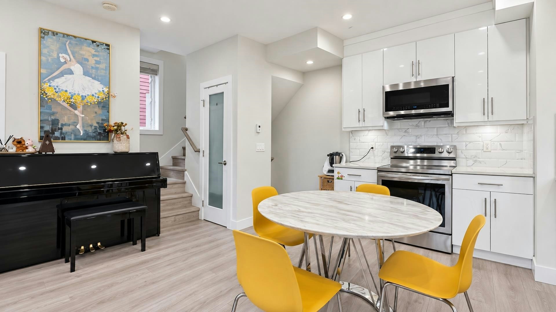 4985 Moss Street, Vancouver, BC, V5R 3T5 - 13