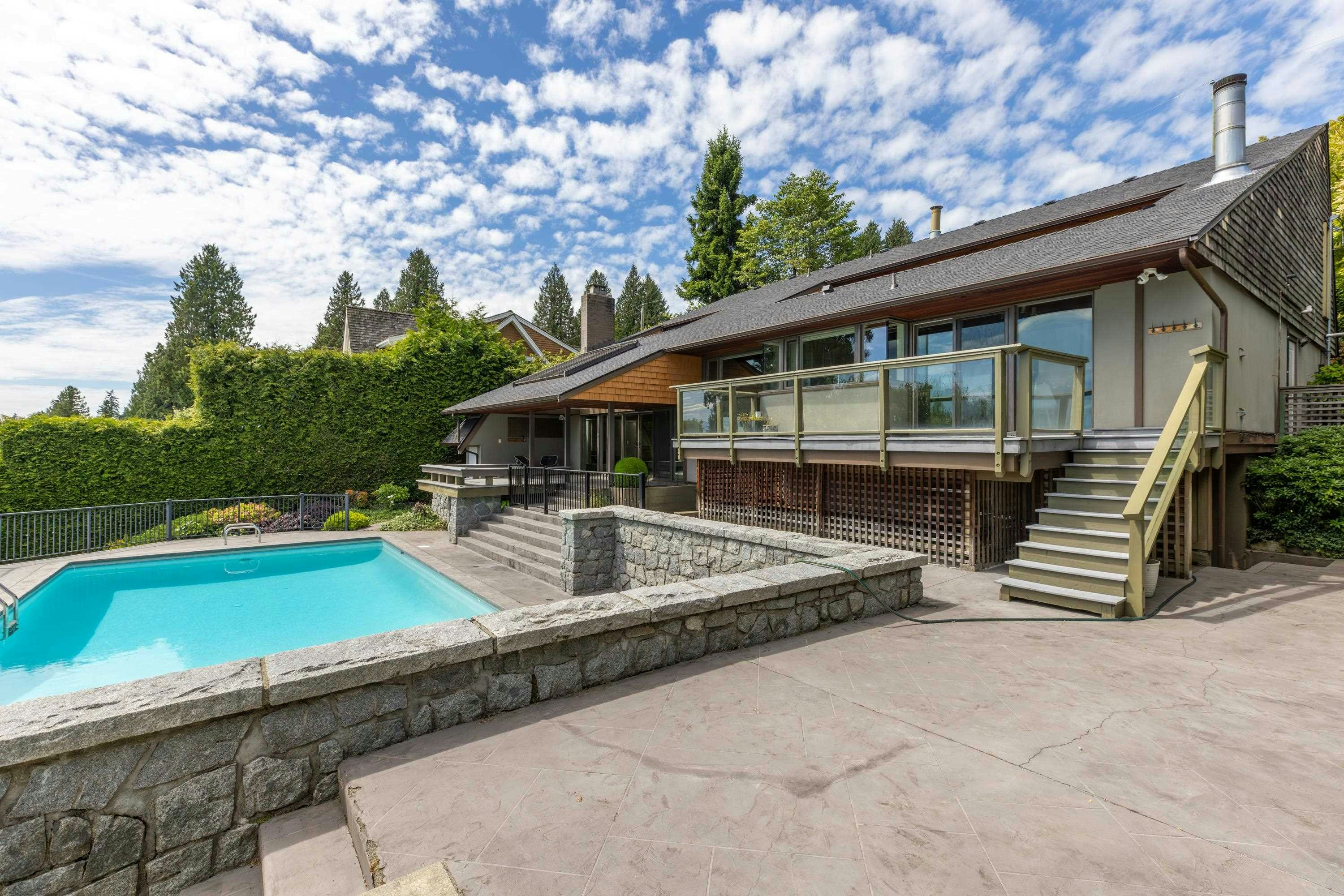 2370 Queens Avenue, West Vancouver, BC, V7V 2Y6 - 38
