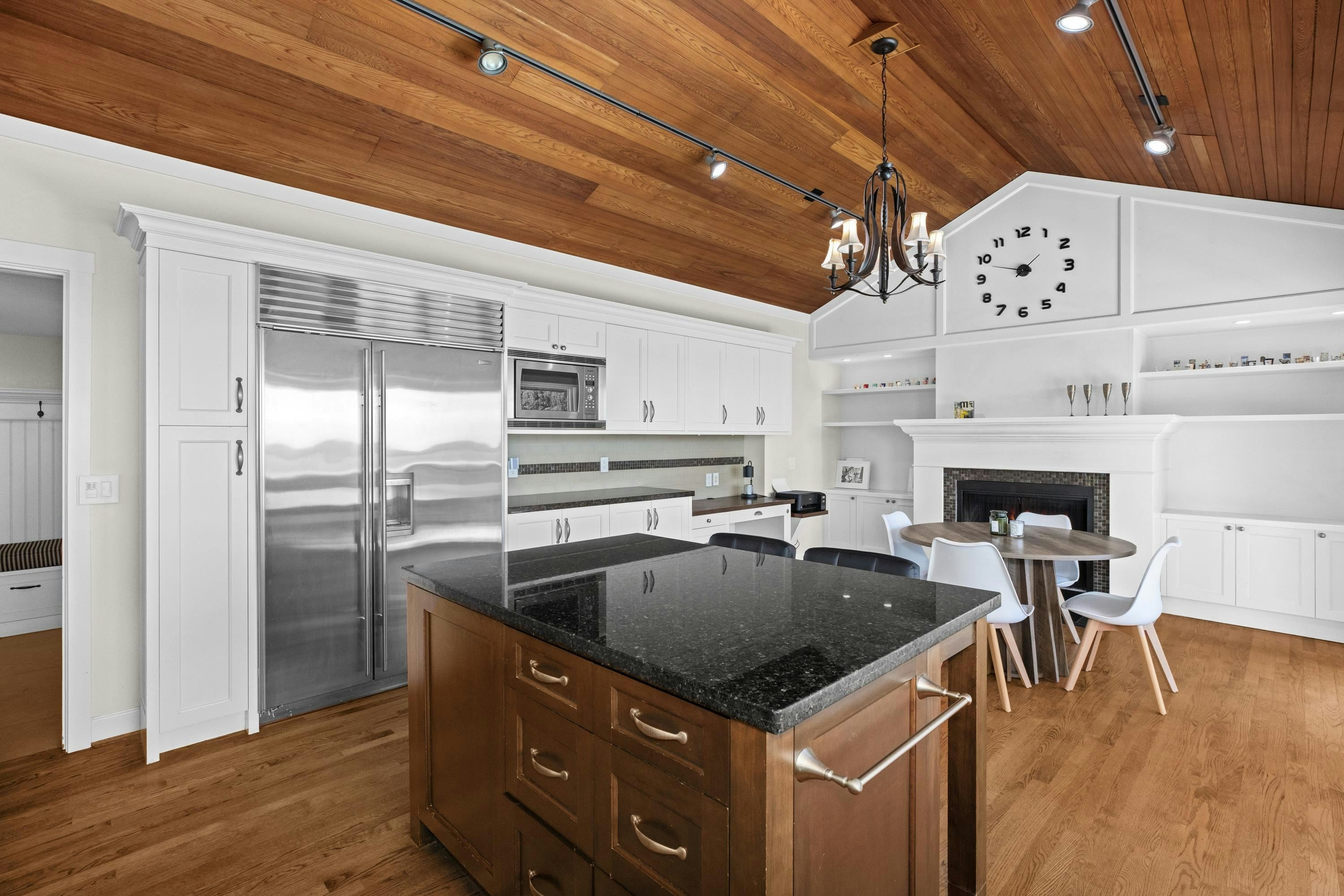 2370 Queens Avenue, West Vancouver, BC, V7V 2Y6 - 10