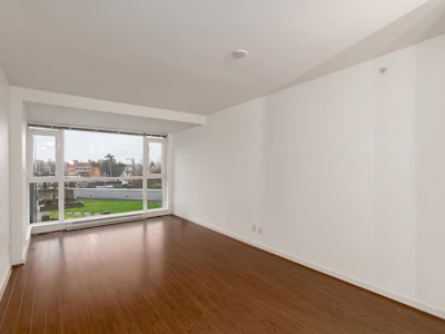 408-2770 Sophia Street - 5