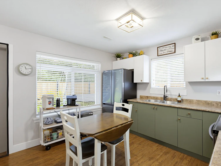 8708 Parker Court, Mission, BC, V2V 0C1 - 4