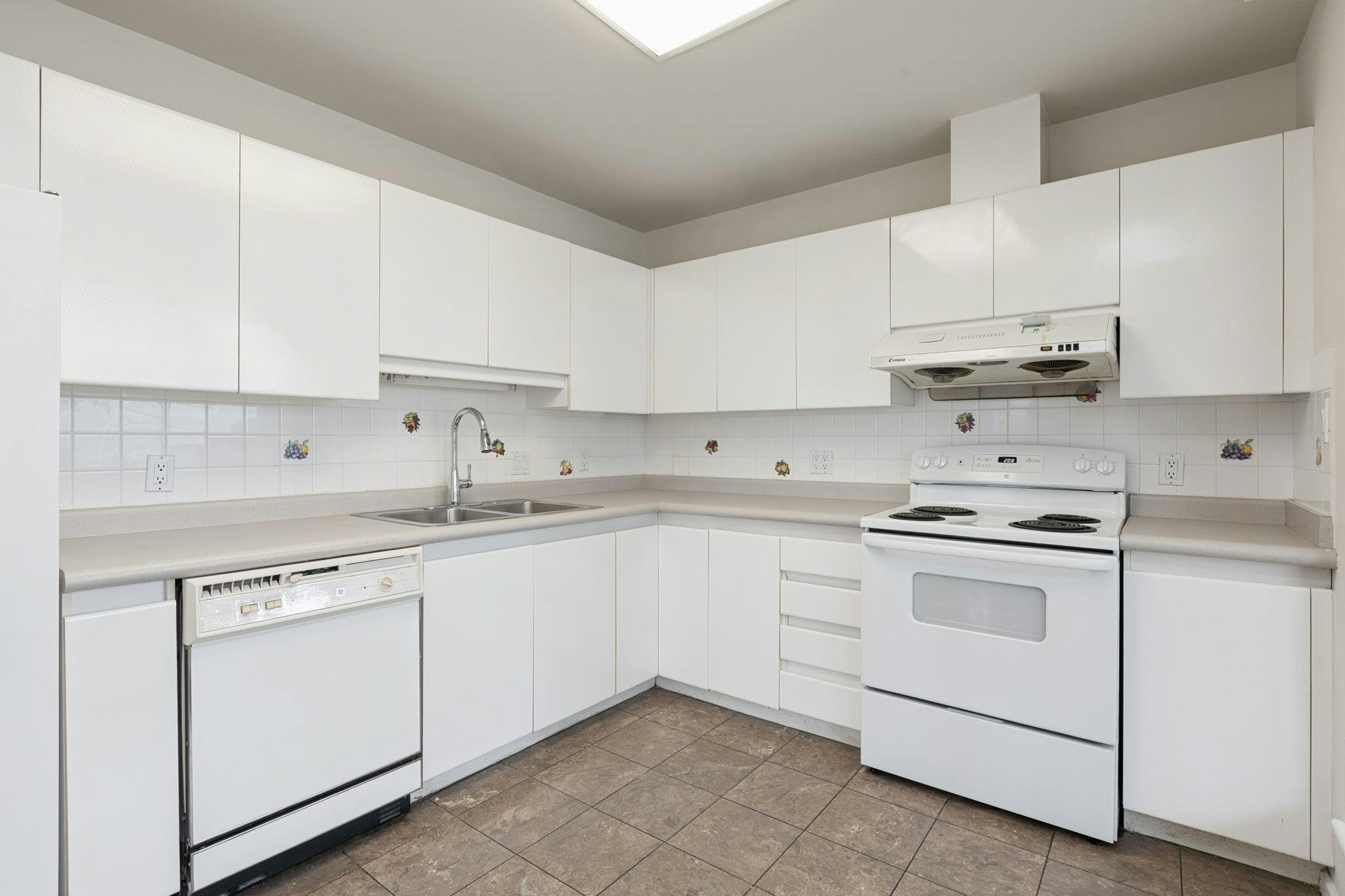 802-4830 Bennett Street, Burnaby, BC, V5H 4P6 - 17