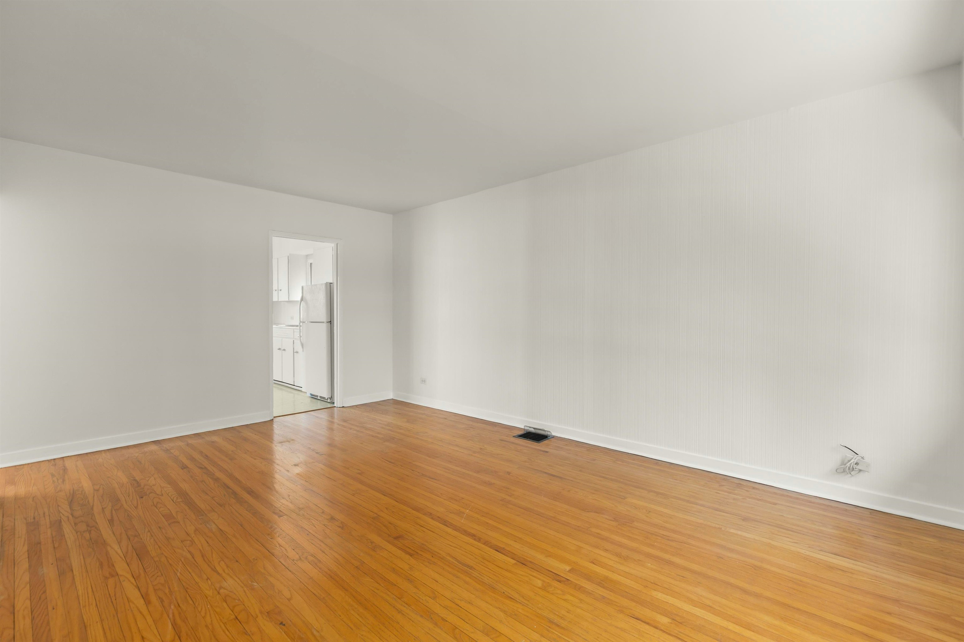 1060 Kelowna Street, Vancouver, BC, V5K 4E3 - 12