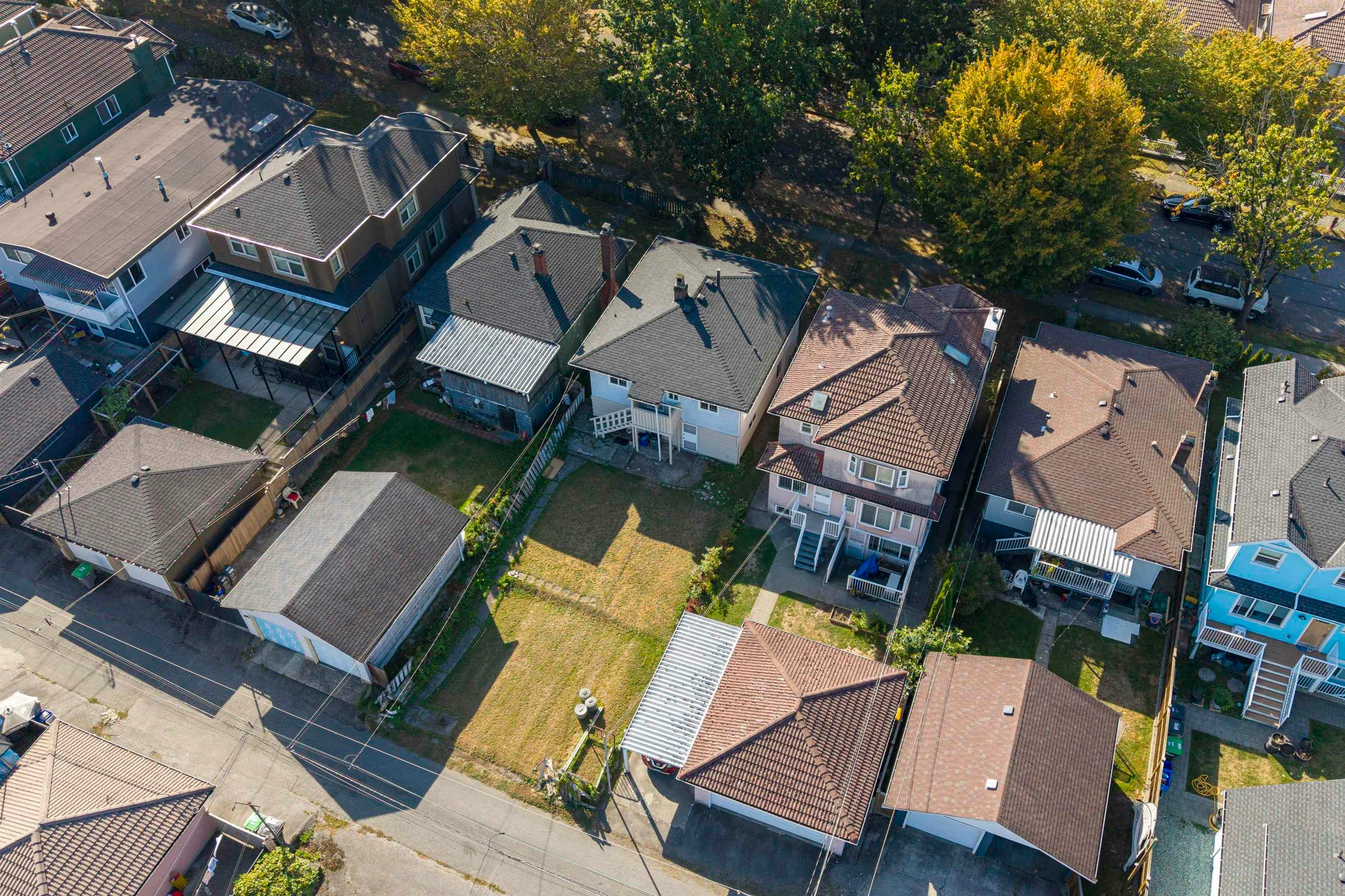 1060 Kelowna Street, Vancouver, BC, V5K 4E3 - 31
