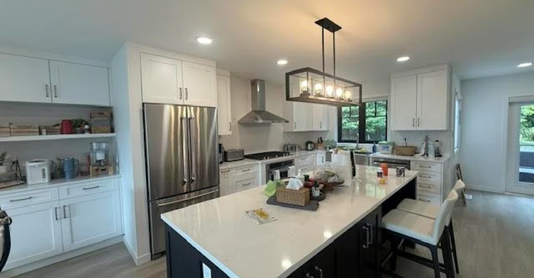 3337 Abbey Lane, Coquitlam, BC, V3E 3G5 - 5