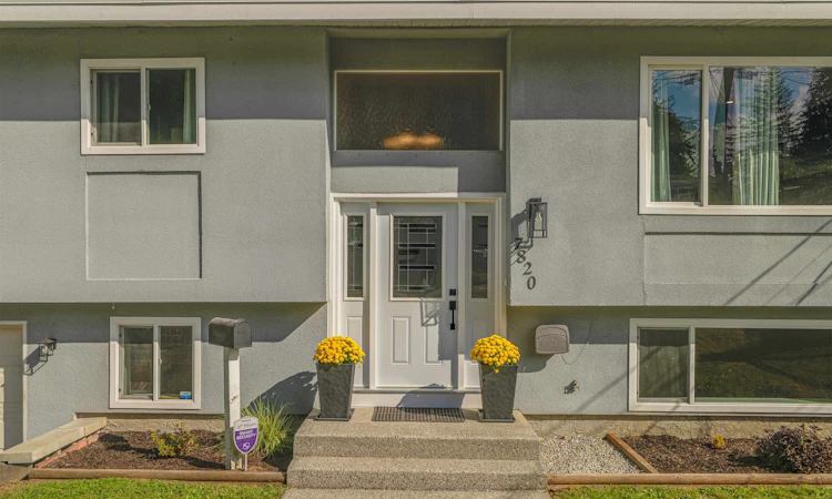 7820 Falcon Crescent