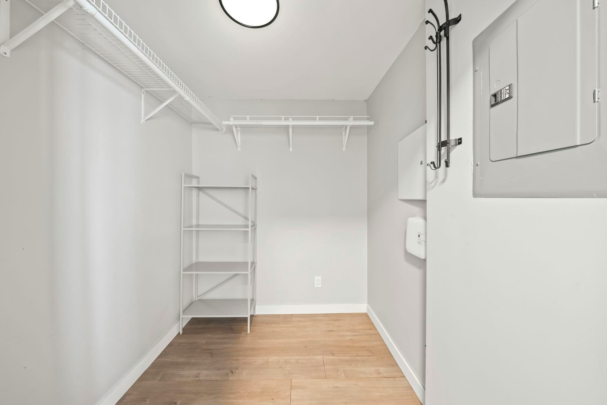 2202-689 Abbott Street, Vancouver, BC, V6B 0J2 - 22