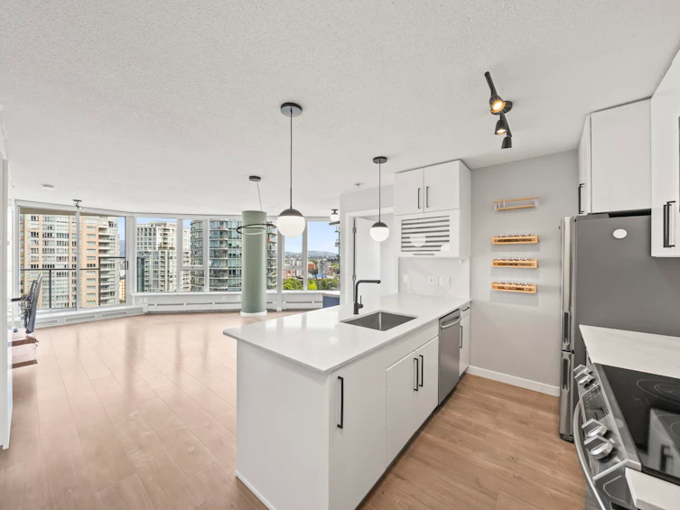 2202-689 Abbott Street, Vancouver, BC, V6B 0J2 - 5