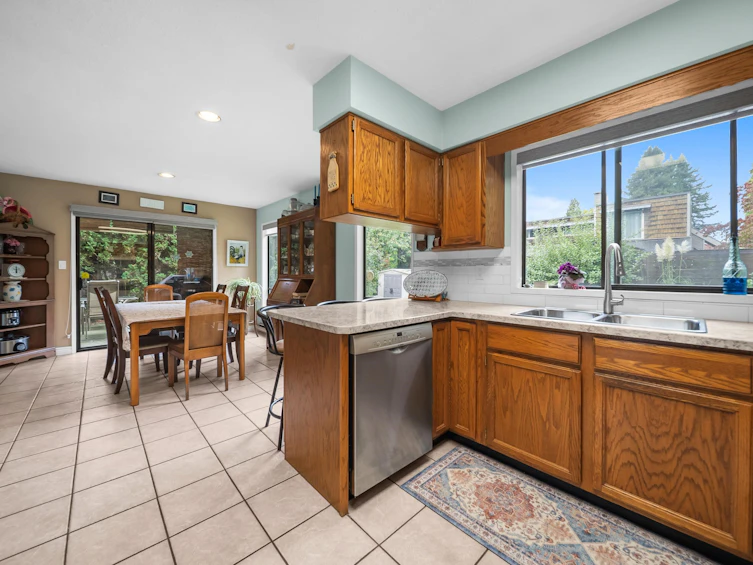 34629 Immel Street, Abbotsford, BC, V2S 4T8 - 4