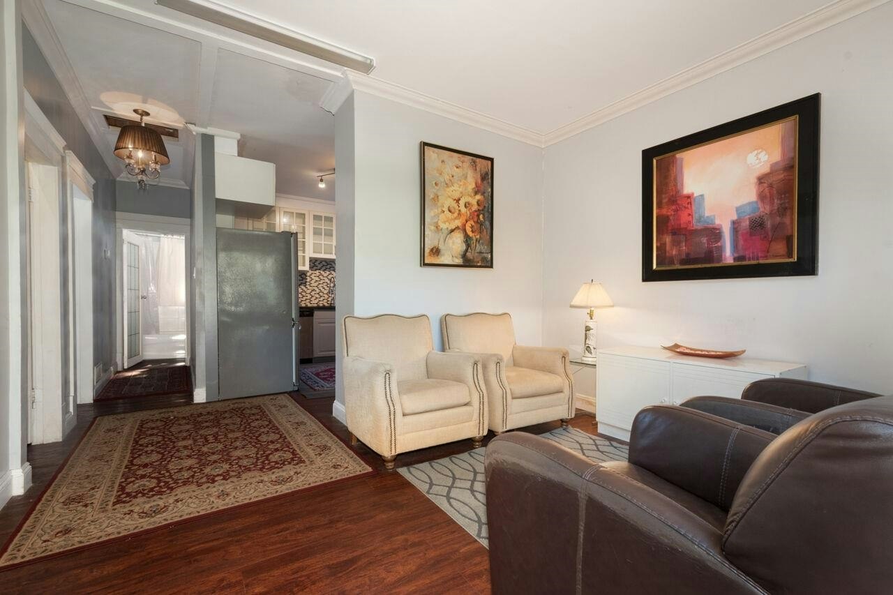 219 E 29th Street - 5