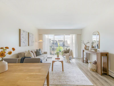 108-230 Mowat Street - 4