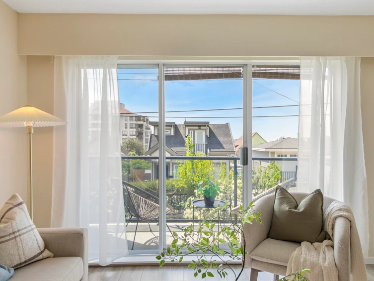 108-230 Mowat Street, New Westminster, BC, V3M 4B2 - 11